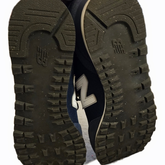 New Balance Men's Blue Sneakers - Picture 5 of 6